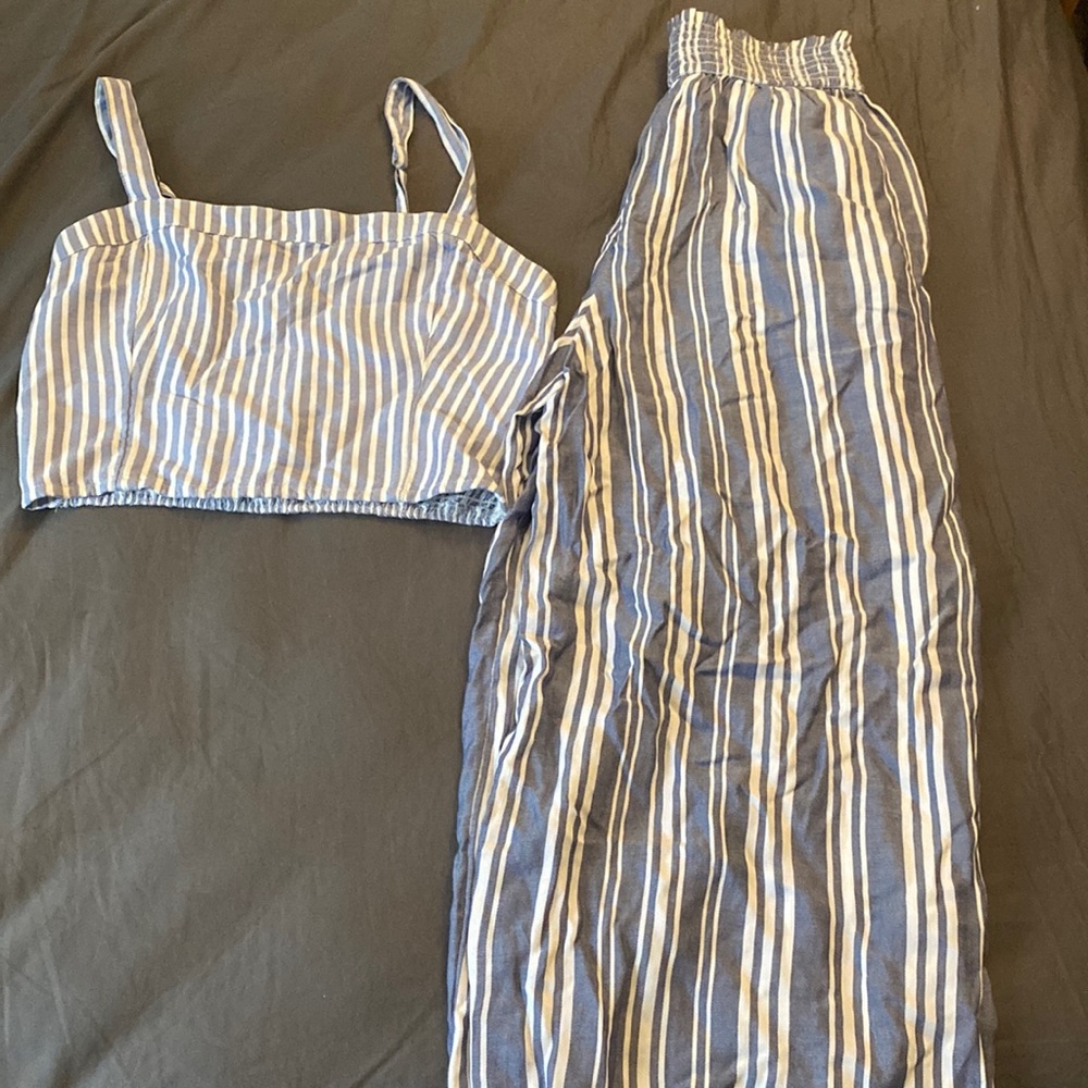 BUNDLE: Hollister blue stripe top and Hollister blue high rise stripe pants